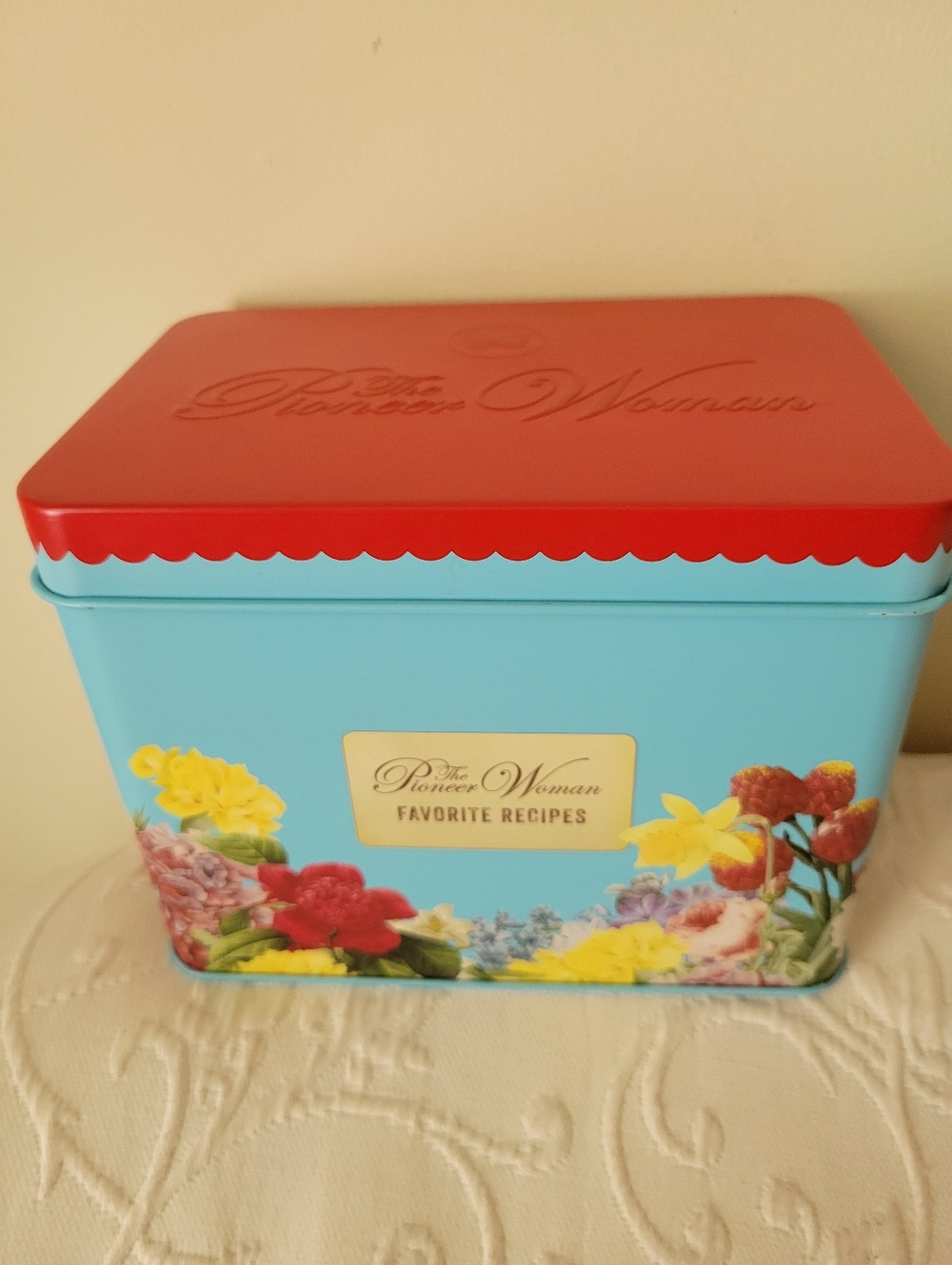 The Pioneer Woman Red Lid Blue Floral Recipe Tin